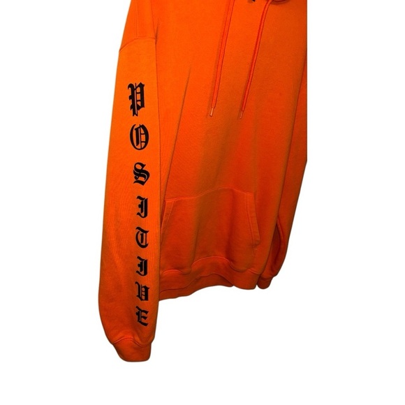 H&M Orange Graphic Print Hoodie Men’s Large Pullover - Picture 6 of 6